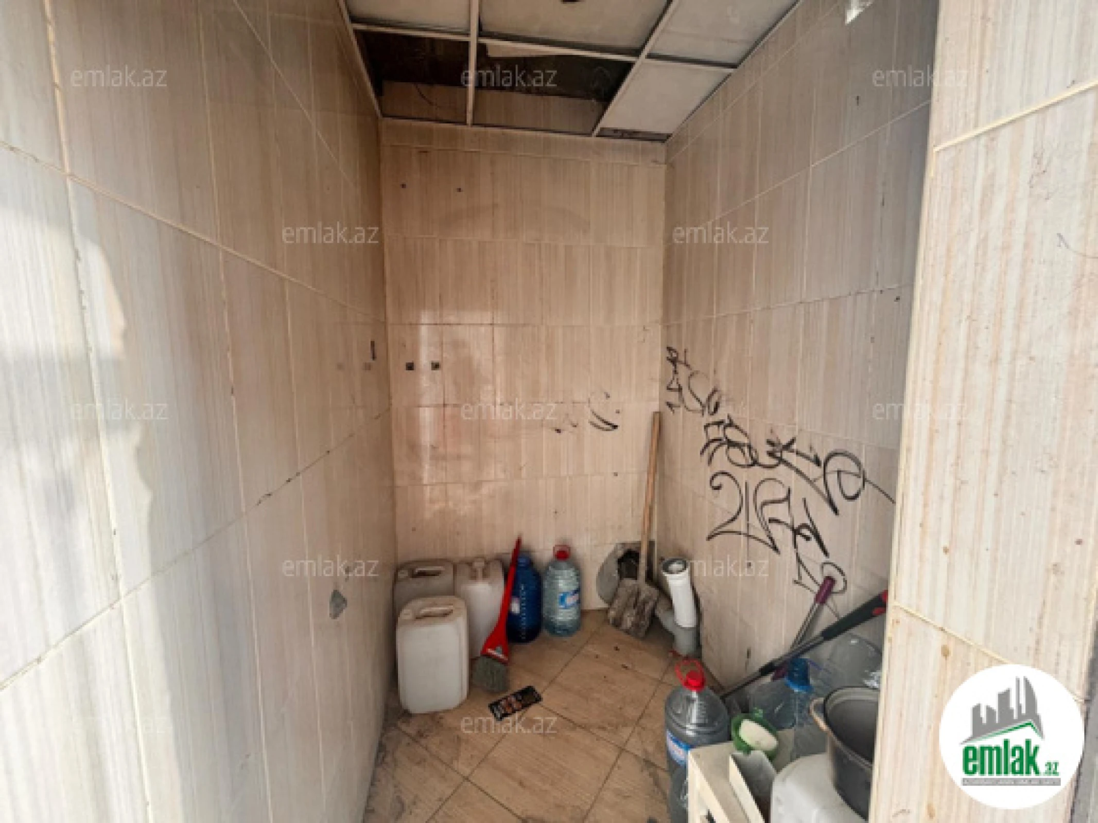 Satılır 1 otaqlı obyekt 189 m²