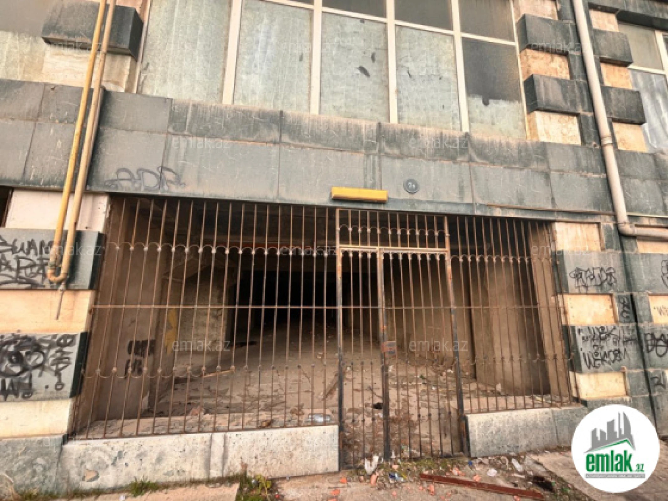 Satılır 1 otaqlı obyekt 169.3 m²