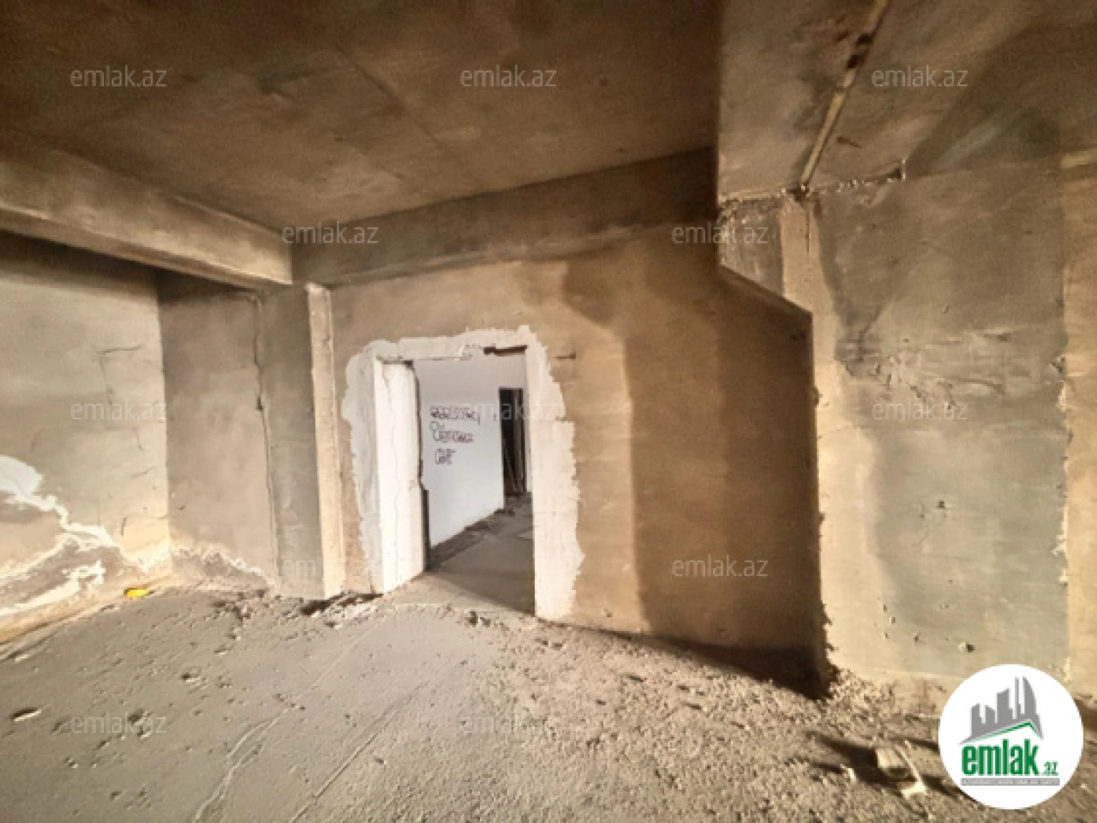 Satılır 1 otaqlı obyekt 169.3 m²