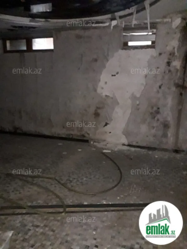 Satılır 9 otaqlı həyət evi 529.3 m²