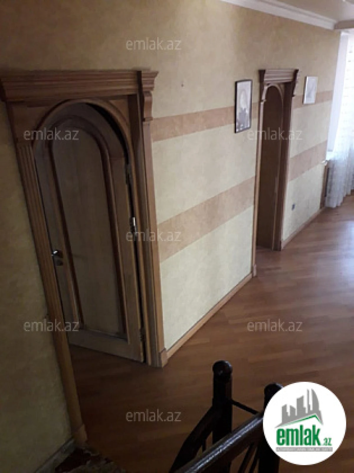 Satılır 9 otaqlı həyət evi 529.3 m²