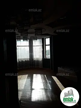 Satılır 9 otaqlı həyət evi 529.3 m²