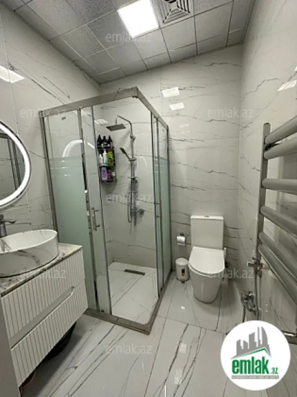 Satılır 3 otaqlı yeni tikili 75 m²