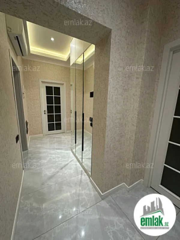 Satılır 3 otaqlı yeni tikili 75 m²