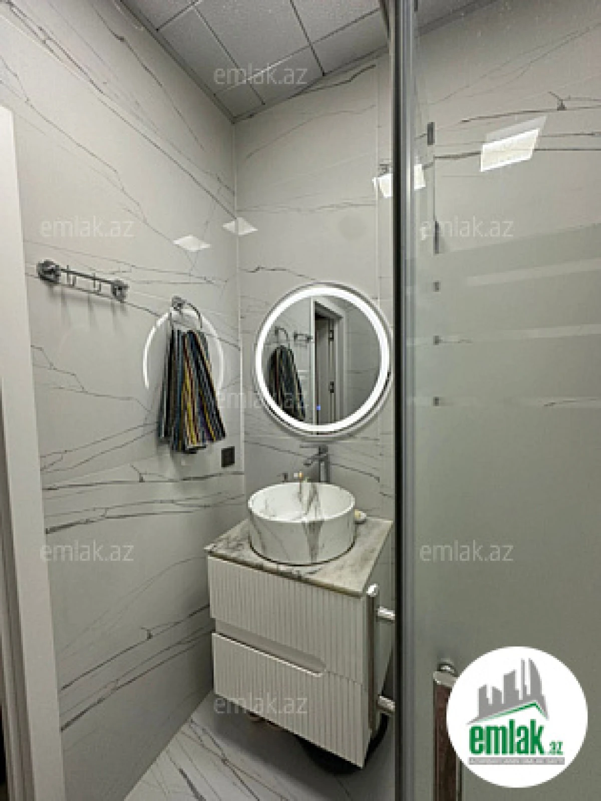 Satılır 3 otaqlı yeni tikili 75 m²