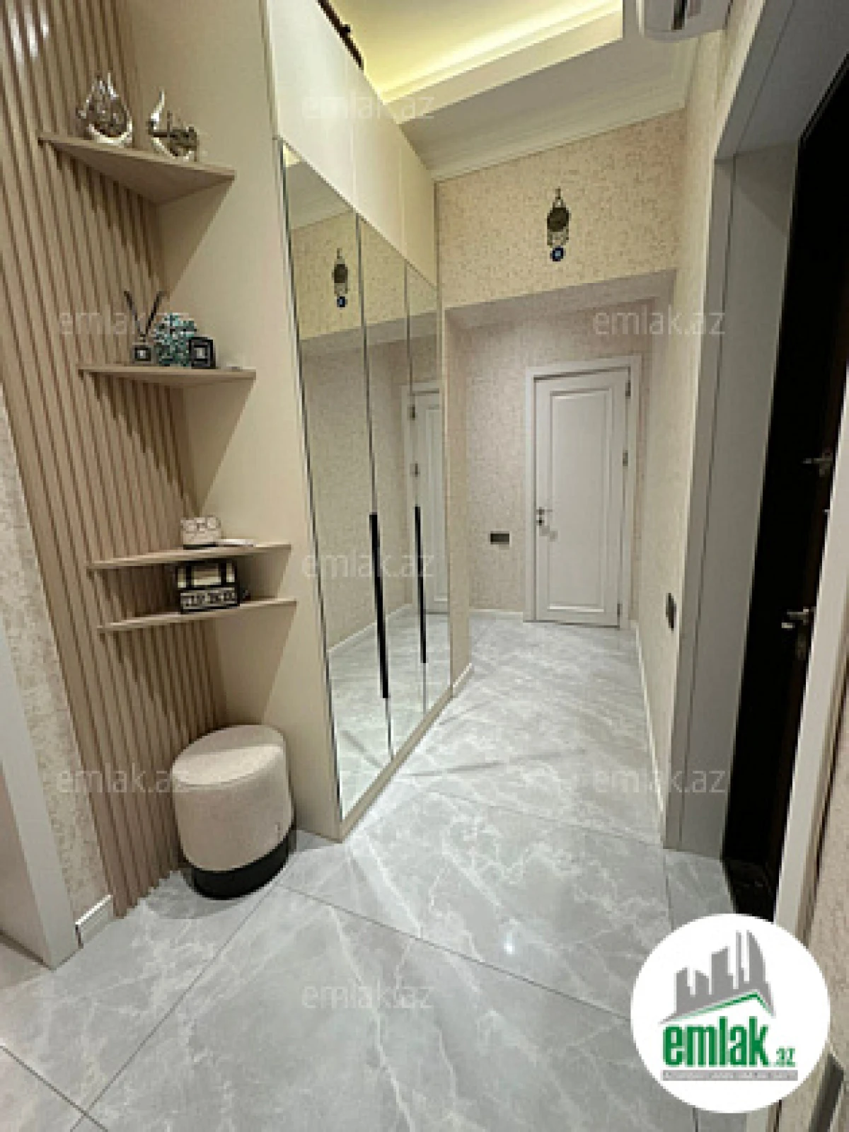 Satılır 3 otaqlı yeni tikili 75 m²