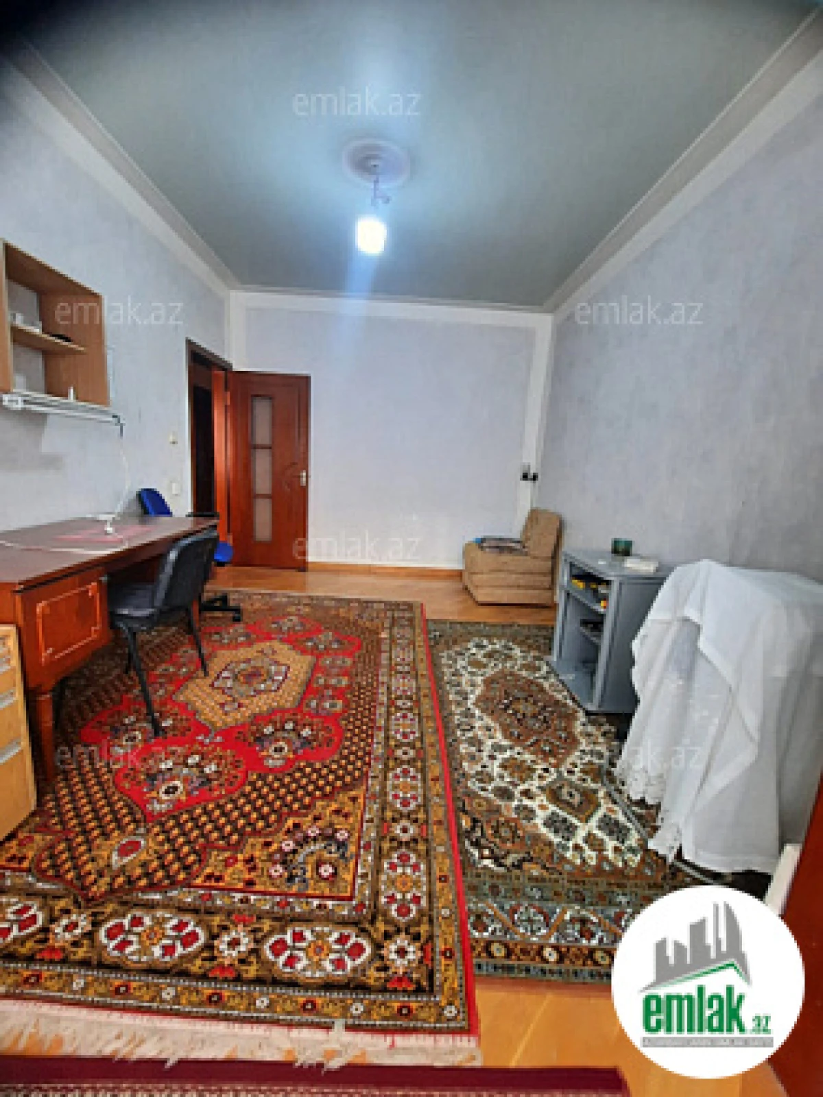Satılır 3 otaqlı köhnə tikili 85 m²