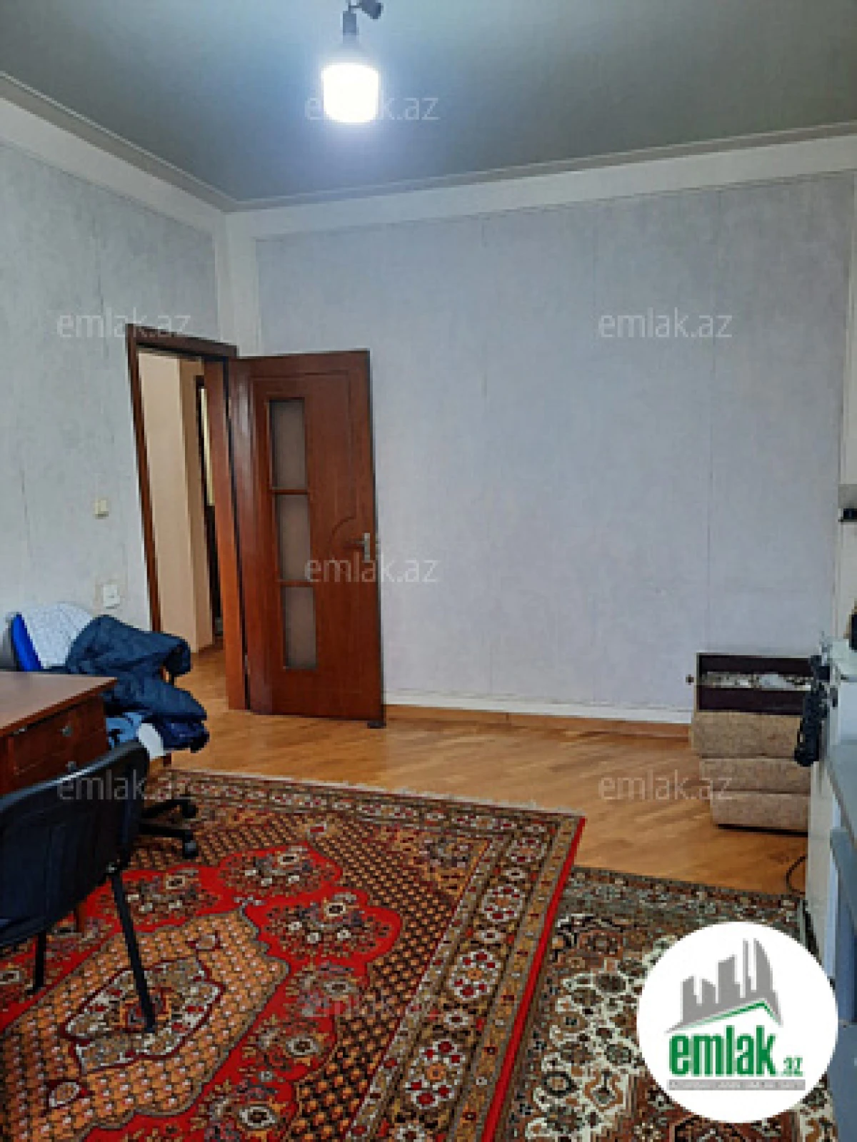 Satılır 3 otaqlı köhnə tikili 85 m²