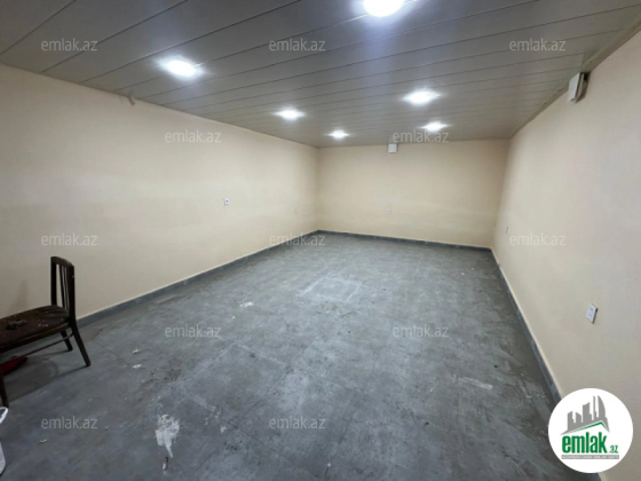 Satılır qaraj 27 m²