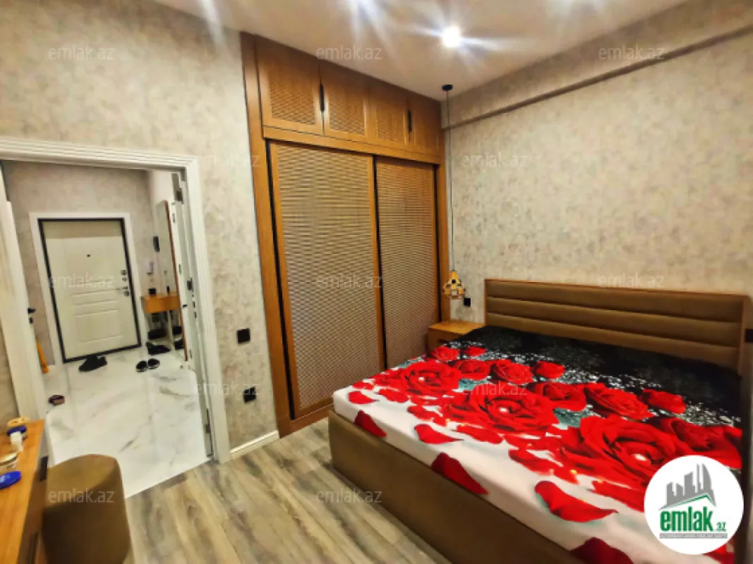 Satılır 3 otaqlı yeni tikili 70 m²