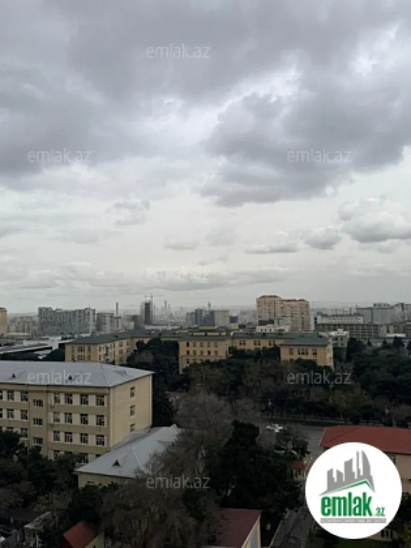 Satılır 2 otaqlı yeni tikili 80 m²