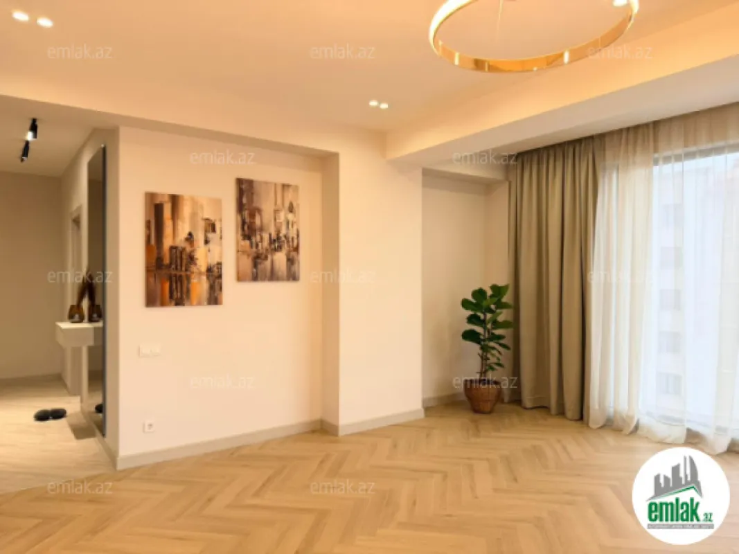 Satılır 2 otaqlı yeni tikili 80 m²
