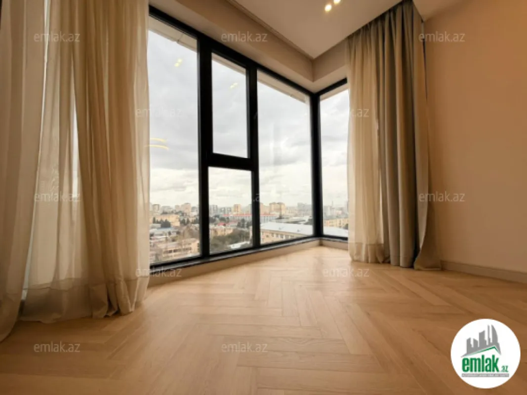 Satılır 2 otaqlı yeni tikili 80 m²