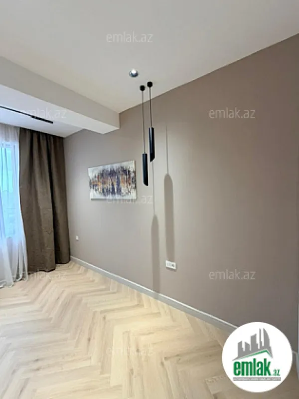 Satılır 2 otaqlı yeni tikili 80 m²