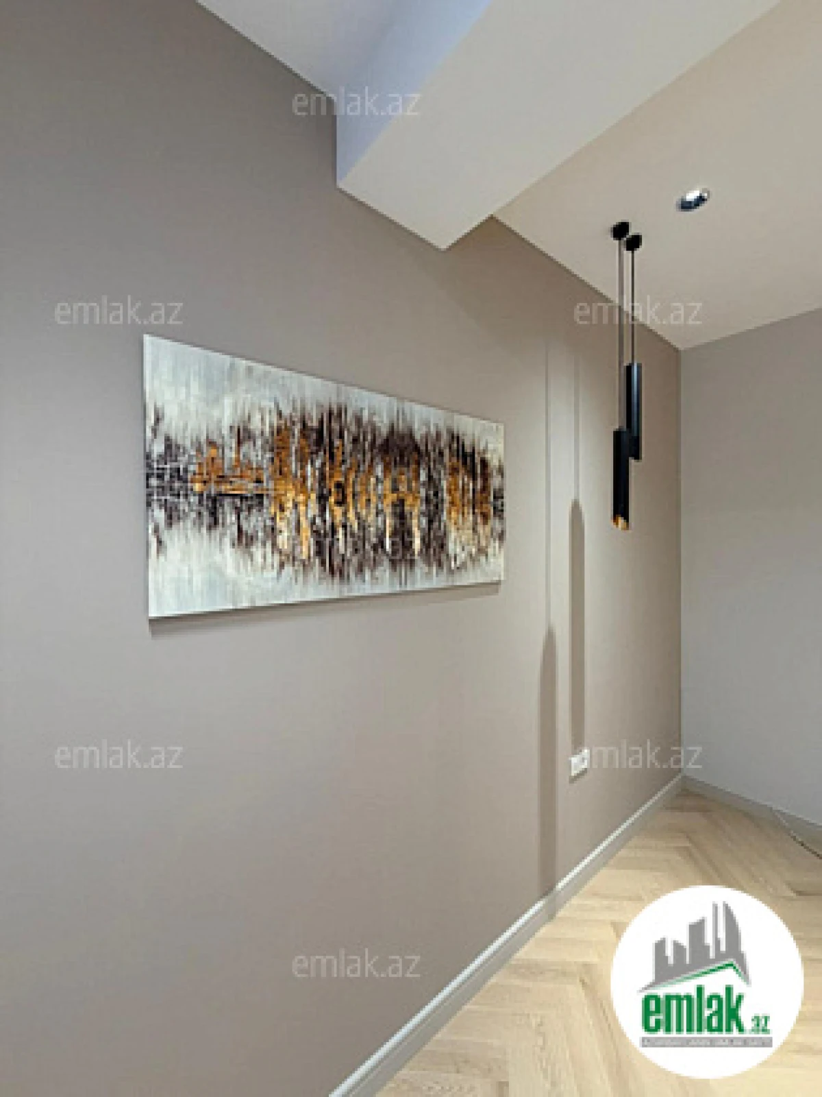 Satılır 2 otaqlı yeni tikili 80 m²