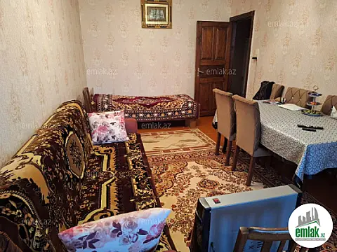 Satılır 2 otaqlı köhnə tikili 70 m² — Bakı 2 otaq 70.00 m²