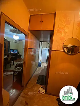 Satılır 3 otaqlı köhnə tikili 75 m²