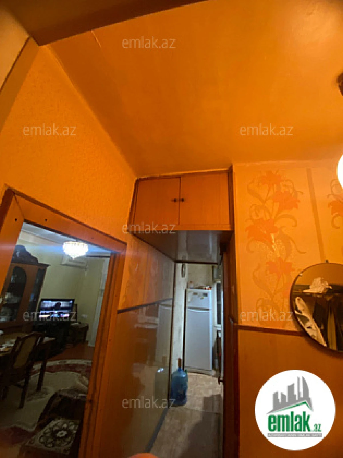 Satılır 3 otaqlı köhnə tikili 75 m²
