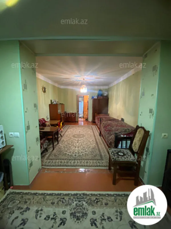 Satılır 3 otaqlı köhnə tikili 75 m²