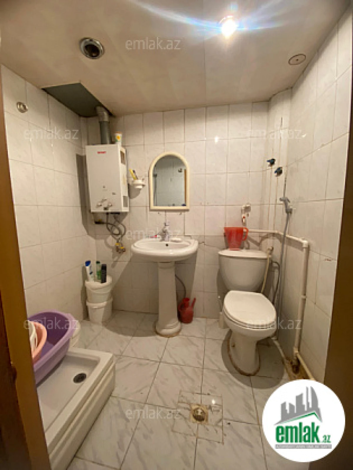 Satılır 3 otaqlı köhnə tikili 75 m²