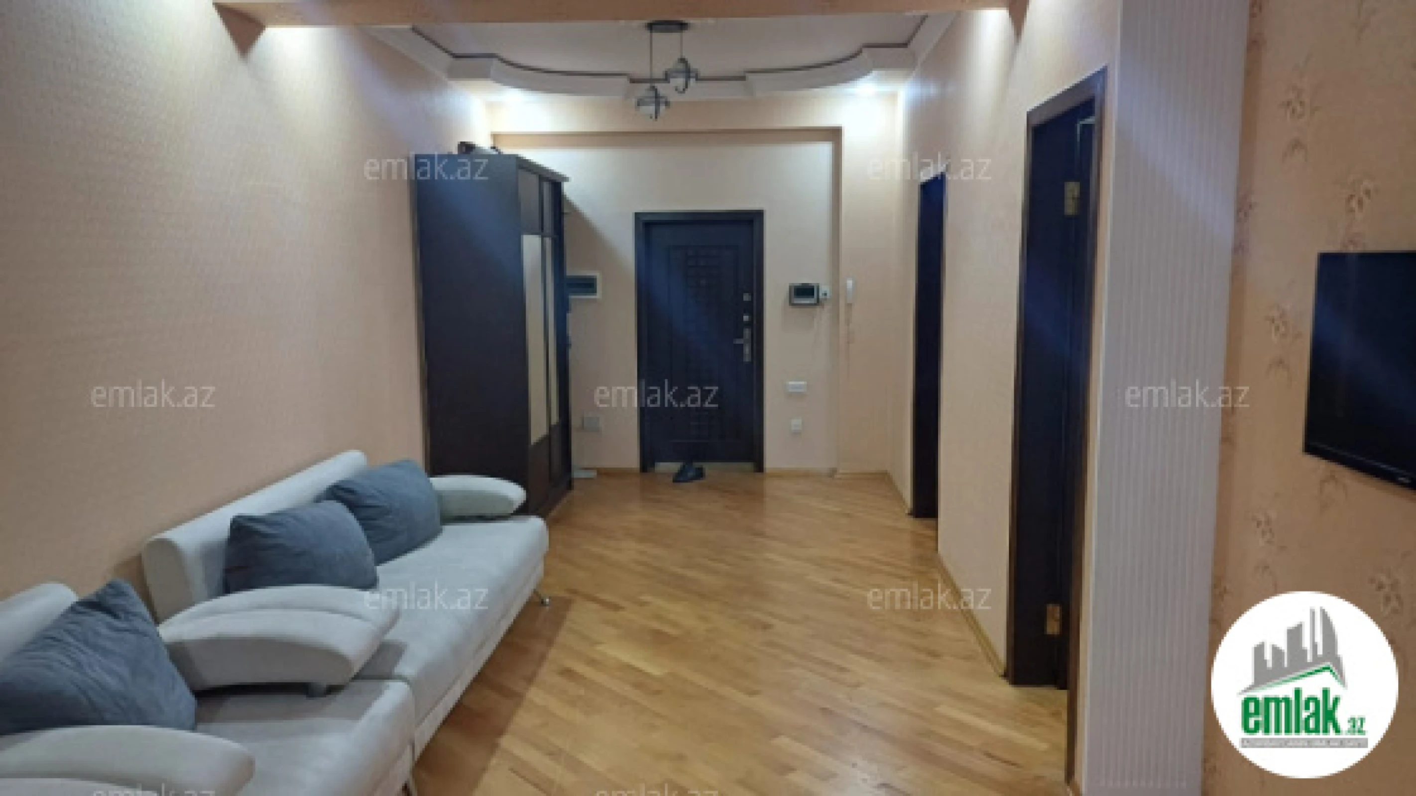 Satılır 3 otaqlı yeni tikili 140 m²