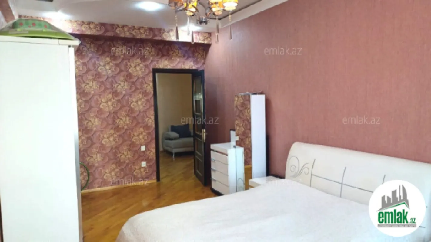 Satılır 3 otaqlı yeni tikili 140 m²