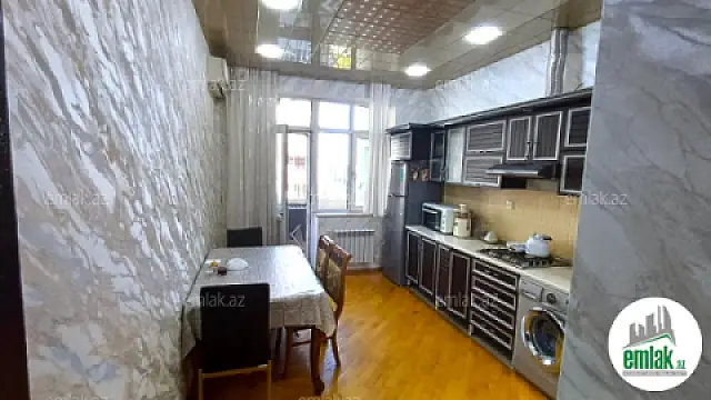 Satılır 3 otaqlı yeni tikili 140 m²