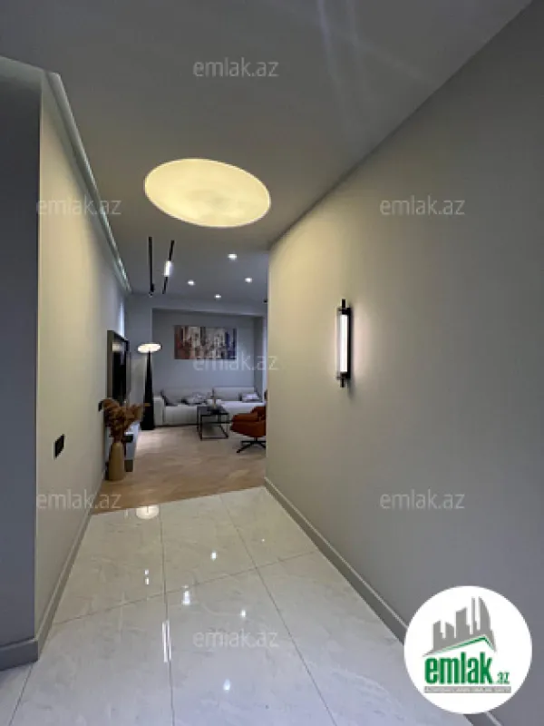 Satılır 3 otaqlı yeni tikili 150 m²