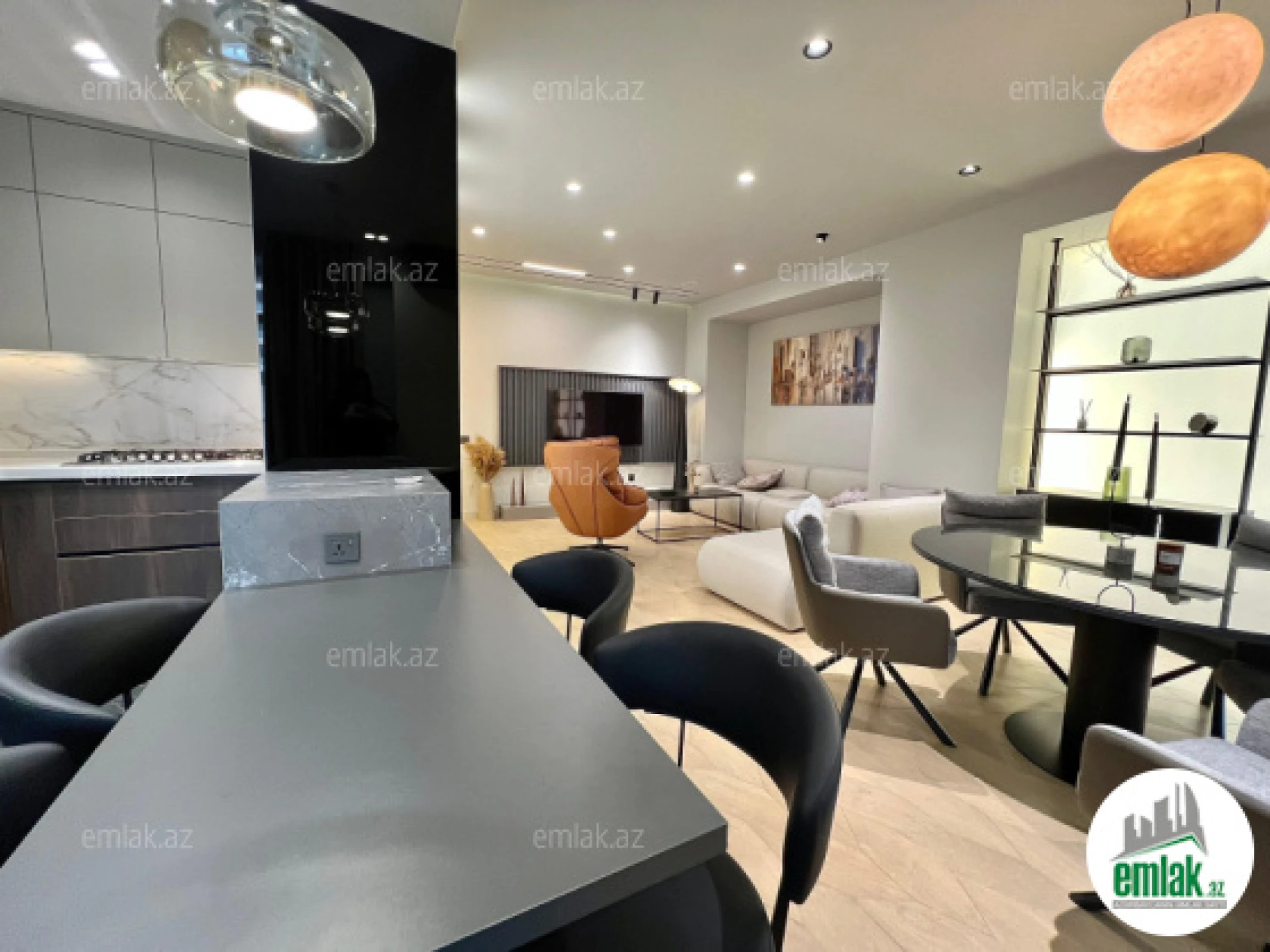 Satılır 3 otaqlı yeni tikili 150 m²