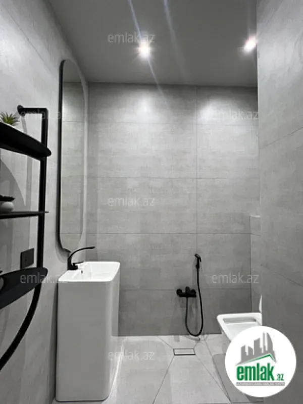 Satılır 3 otaqlı yeni tikili 150 m²