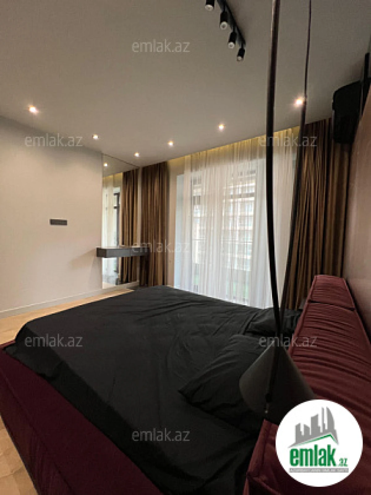 Satılır 3 otaqlı yeni tikili 150 m²