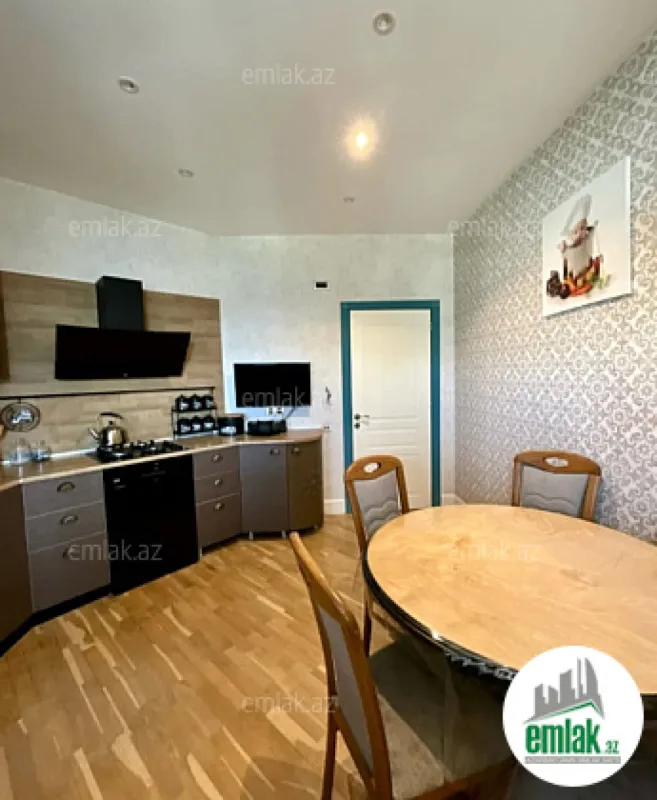 Satılır 3 otaqlı yeni tikili 121 m²