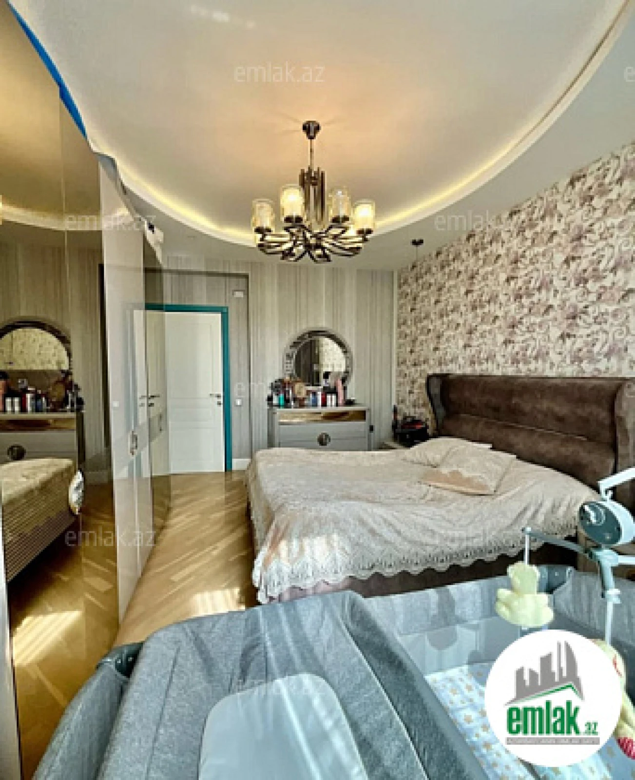 Satılır 3 otaqlı yeni tikili 121 m²