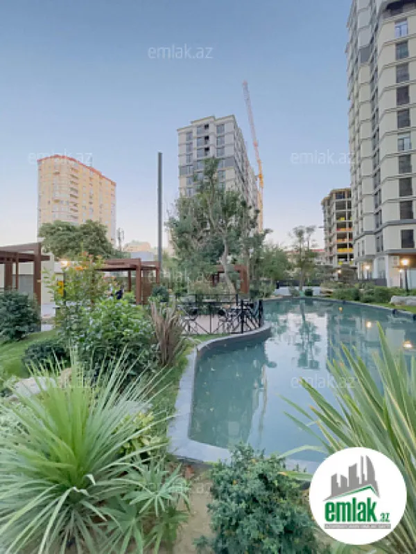 Satılır 4 otaqlı yeni tikili 215 m²