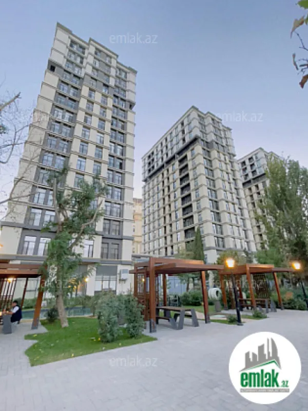 Satılır 4 otaqlı yeni tikili 215 m²