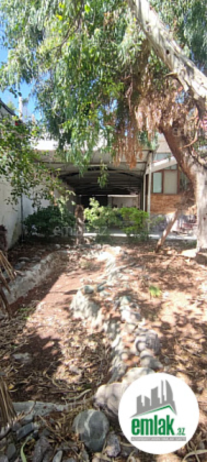 Satılır torpaq sahəsi 30 m²