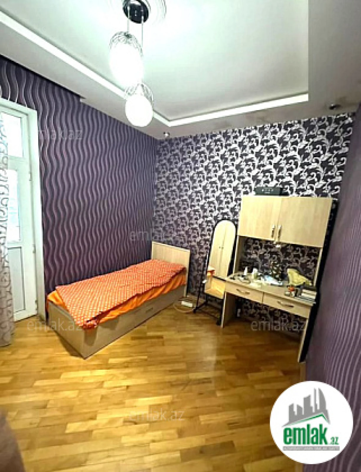 Satılır 3 otaqlı yeni tikili 110 m²