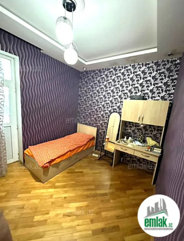 Satılır 3 otaqlı yeni tikili 110 m²