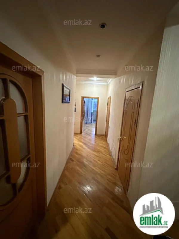 Satılır 3 otaqlı yeni tikili 110 m²