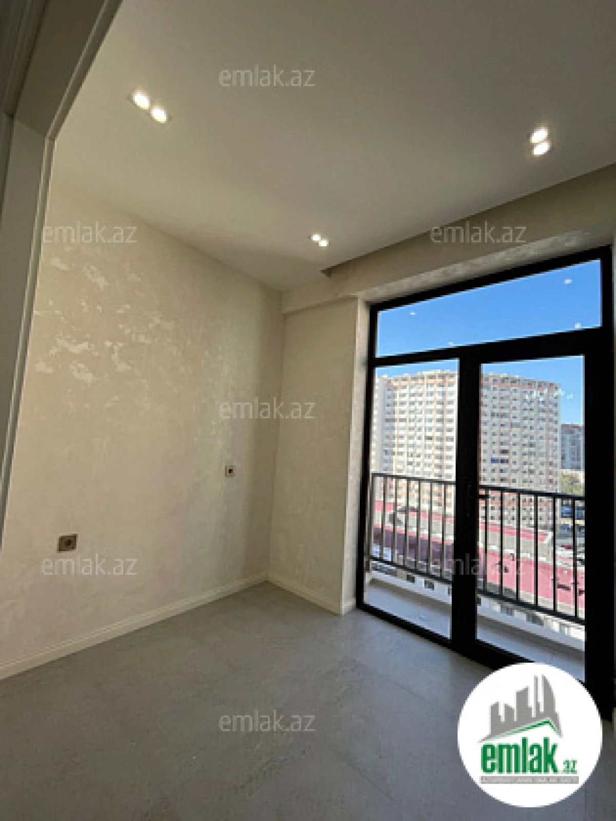 Satılır 2 otaqlı yeni tikili 65 m²