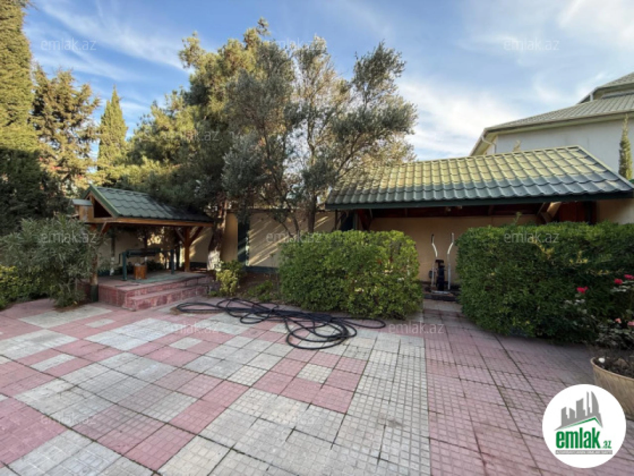 Satılır torpaq sahəsi 30 m²