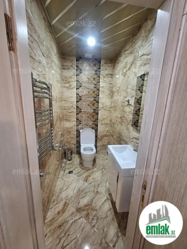 Satılır 4 otaqlı yeni tikili 200 m²