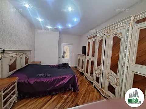 Satılır 4 otaqlı yeni tikili 200 m²