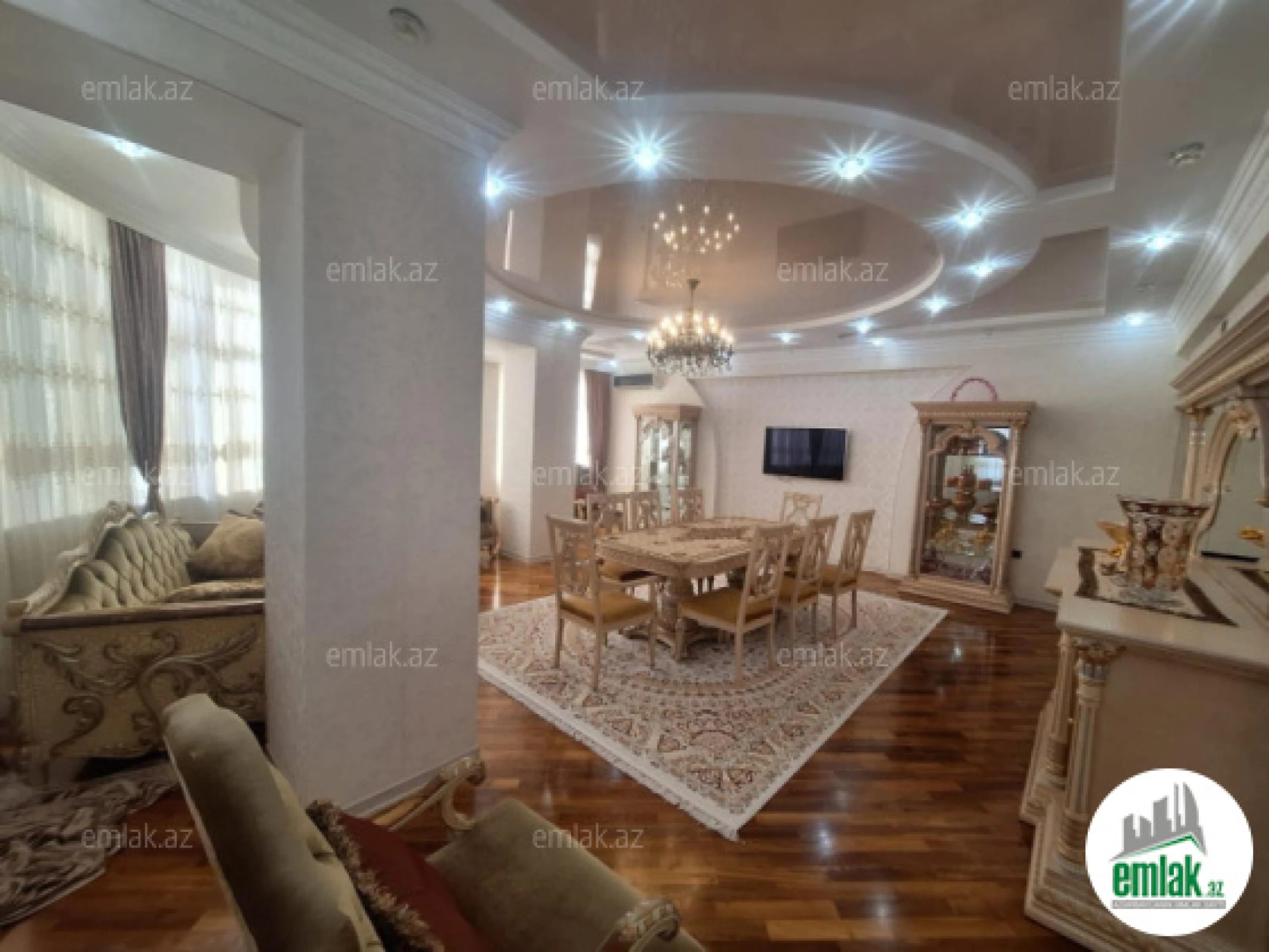 Satılır 4 otaqlı yeni tikili 200 m²