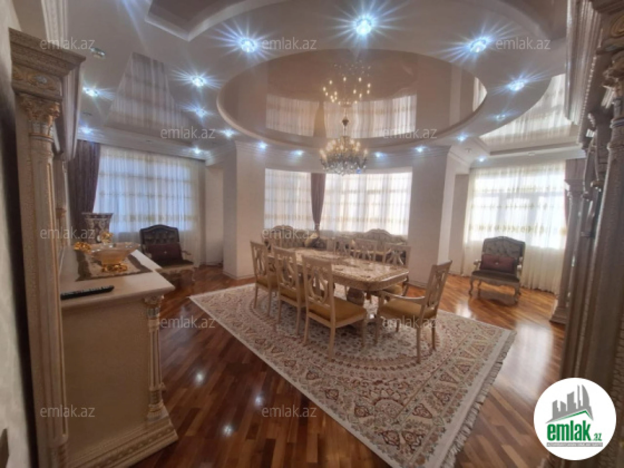 Satılır 4 otaqlı yeni tikili 200 m²