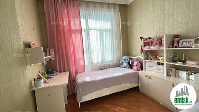 Satılır 3 otaqlı yeni tikili 93 m²