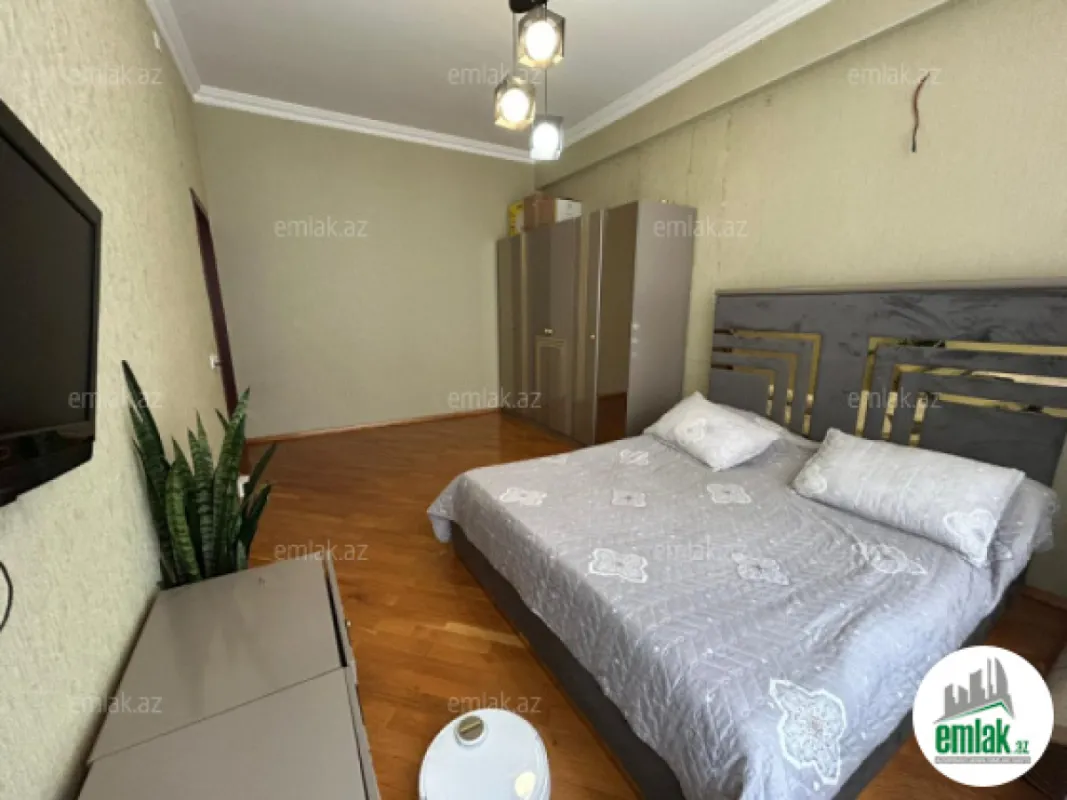 Satılır 3 otaqlı yeni tikili 93 m²