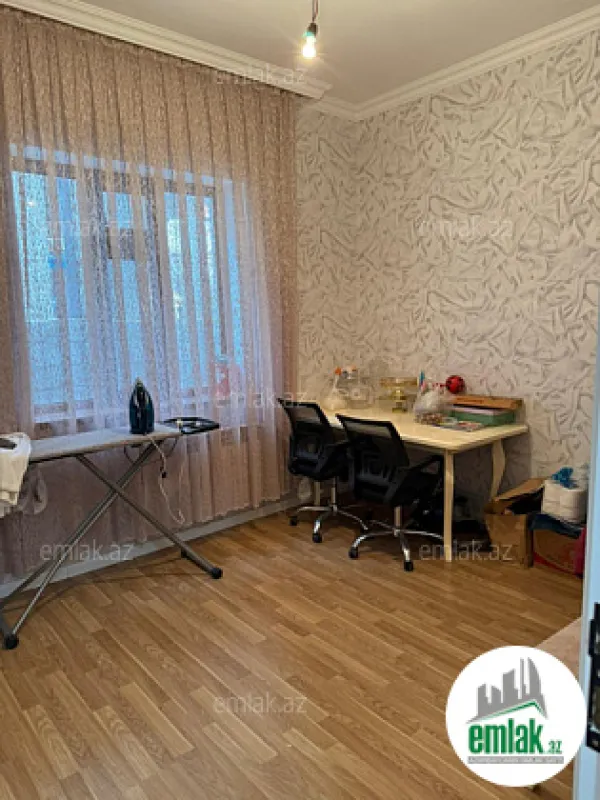 Satılır 4 otaqlı həyət evi 130 m²