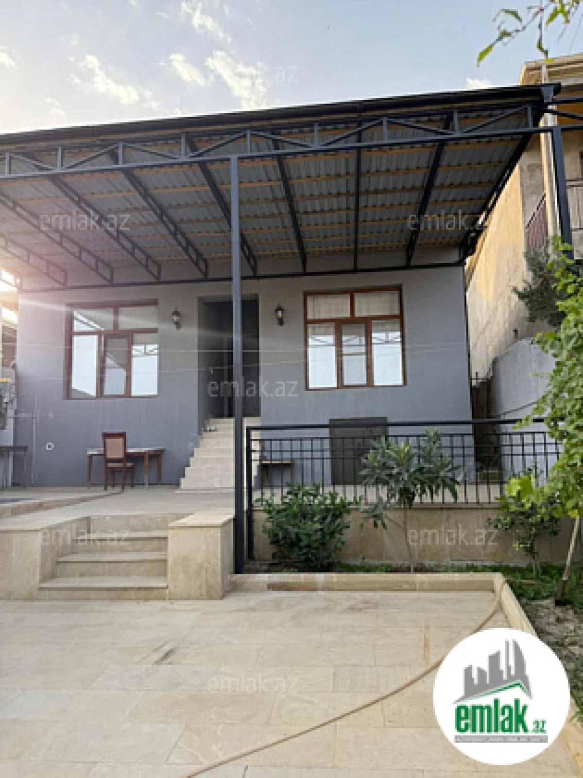 Satılır 4 otaqlı həyət evi 130 m²