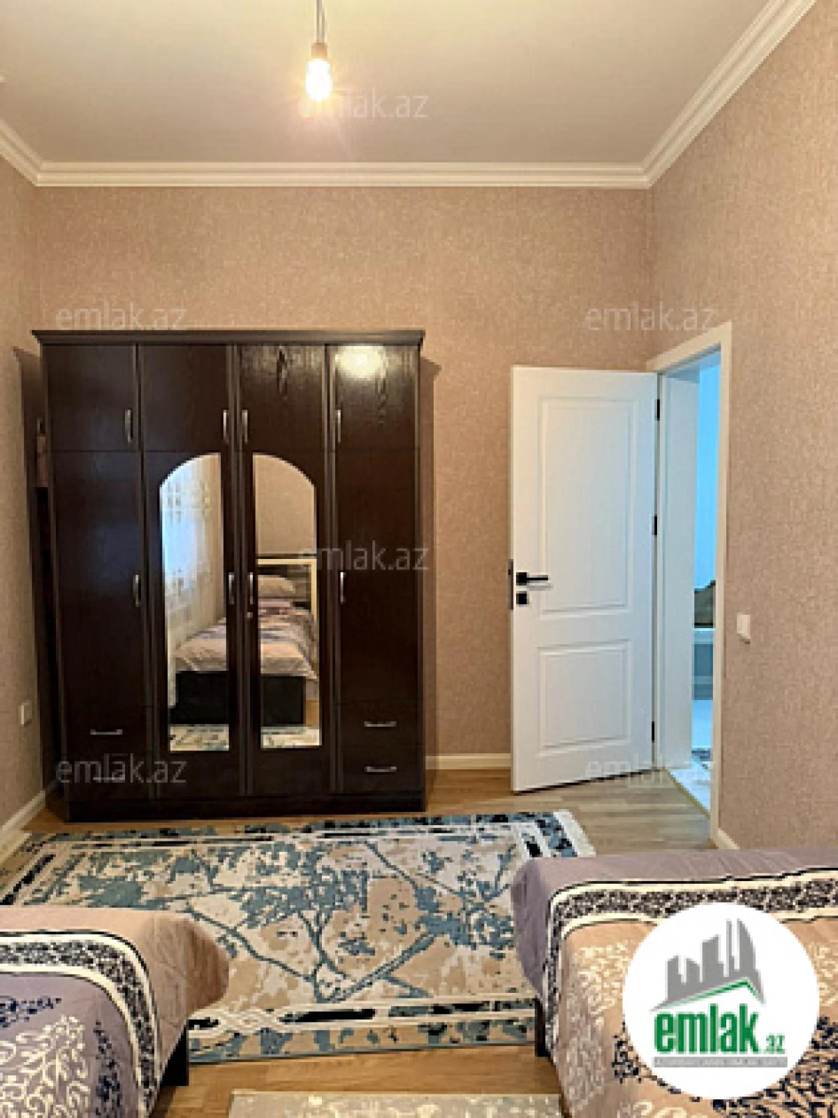 Satılır 4 otaqlı həyət evi 130 m²